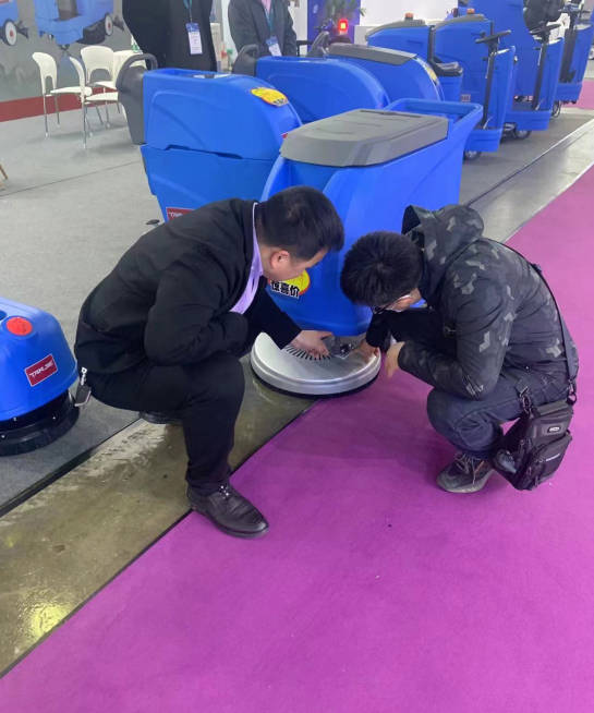 淄博小型电动洗地机是否适合用于环卫保洁